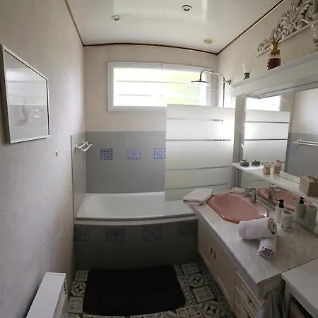 Le Poulain Maison Cosy A La Campagne Дом отдыха