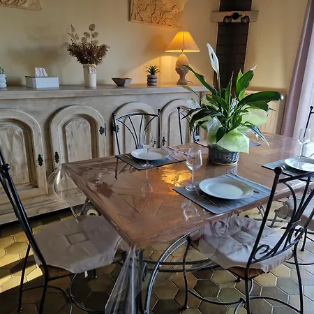 Le Poulain Maison Cosy A La Campagne *